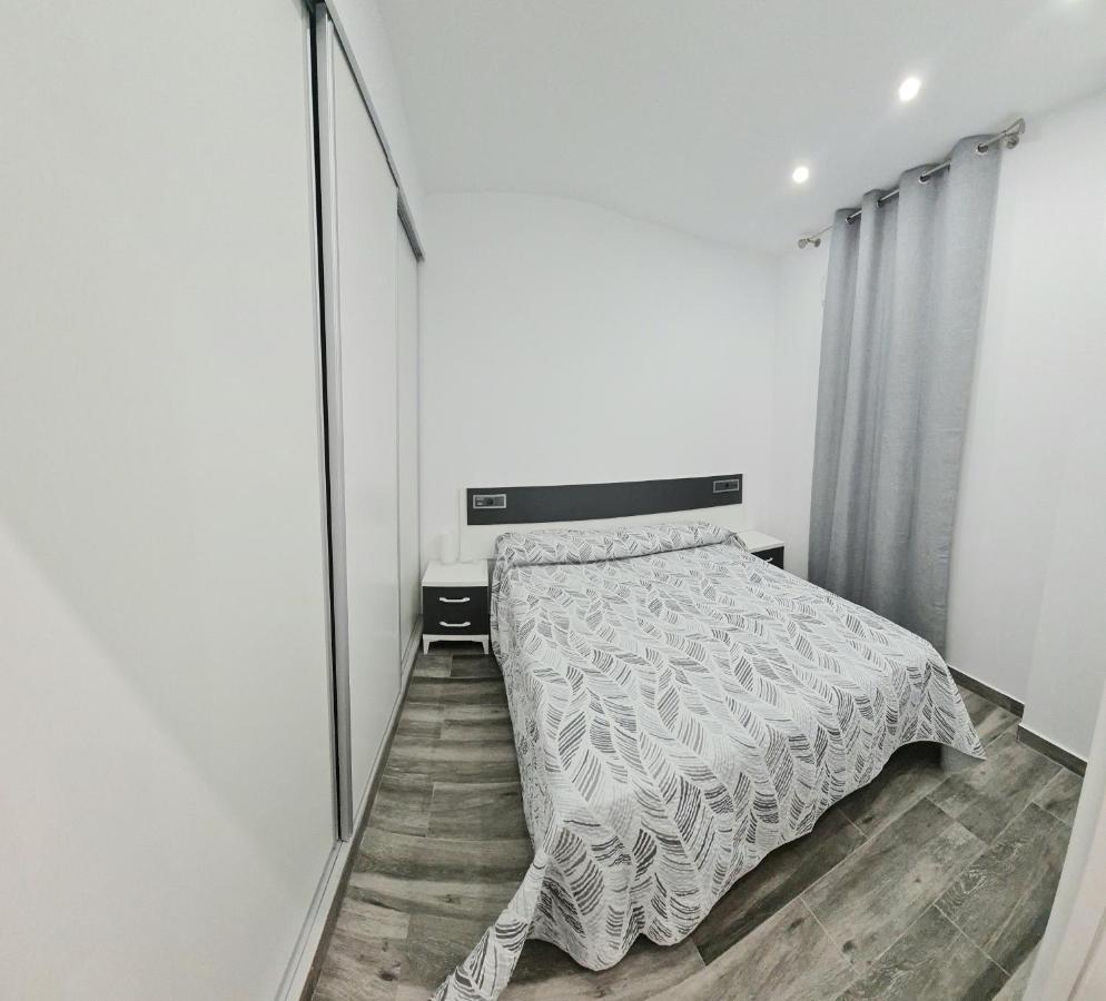 Apartamentos Desamparados 木尔西亚 外观 照片